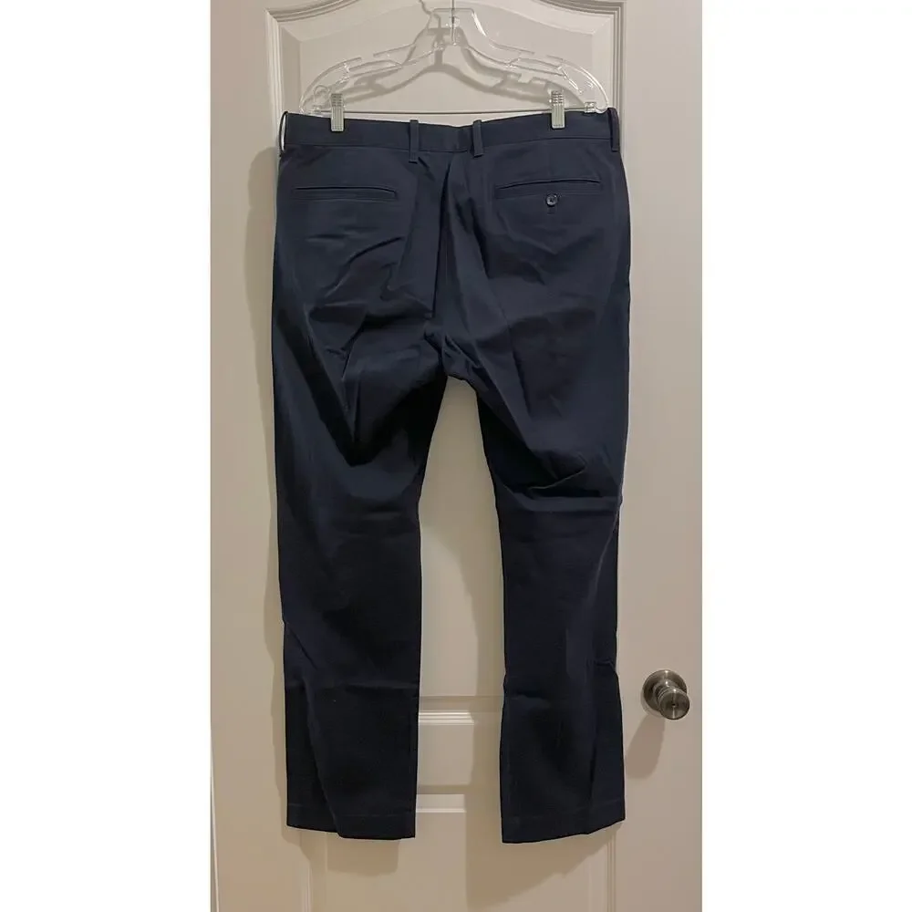 J. Crew Men’s Straight-fit flex chino pant
